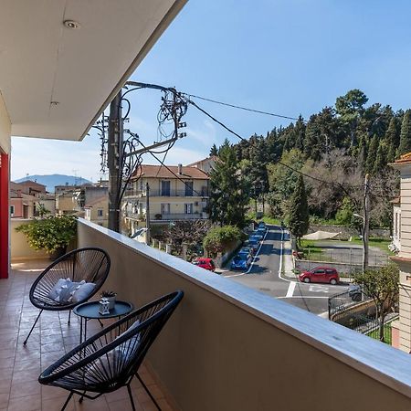 A Luxury Retreat In Corfu Town By Konnect Apartment Екстериор снимка