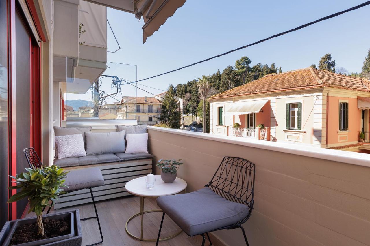 A Luxury Retreat In Corfu Town By Konnect Apartment Екстериор снимка