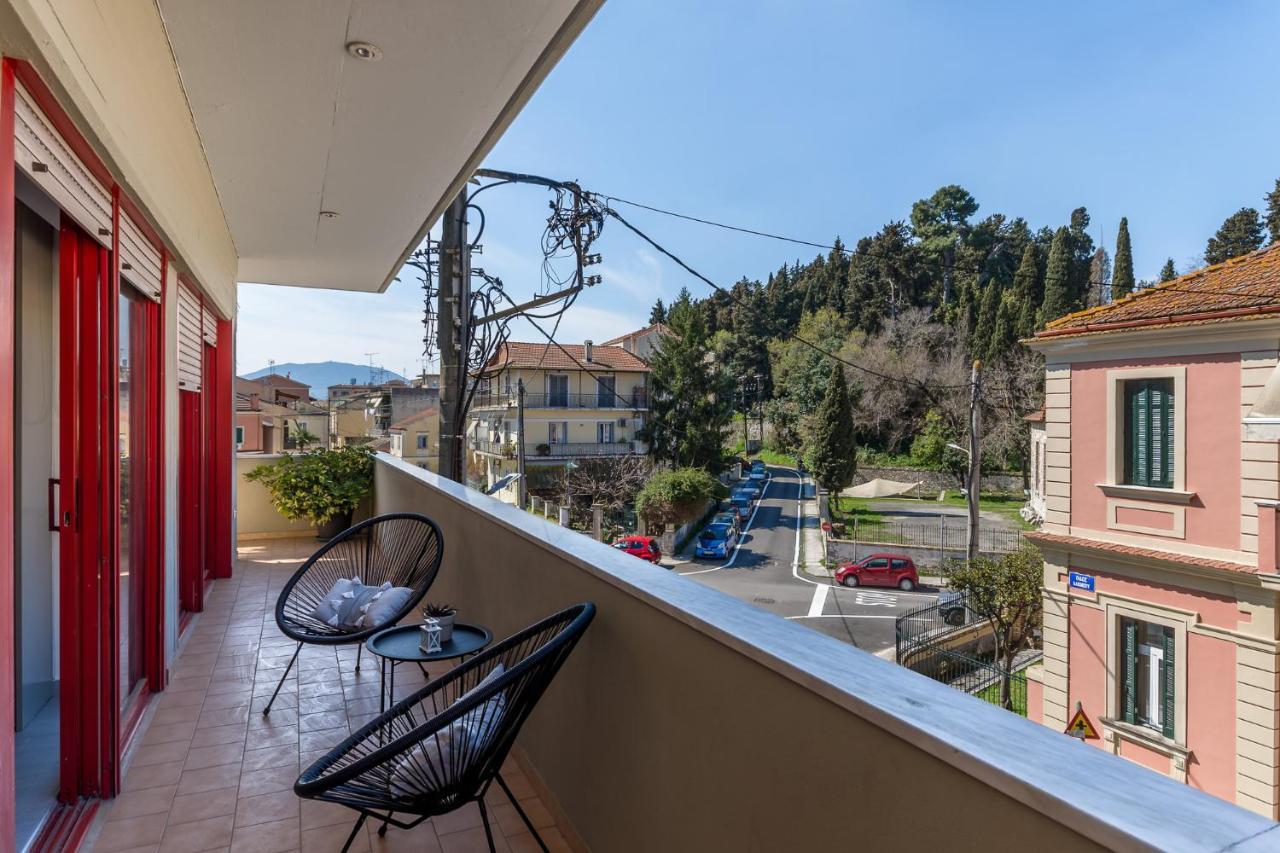 A Luxury Retreat In Corfu Town By Konnect Apartment Екстериор снимка